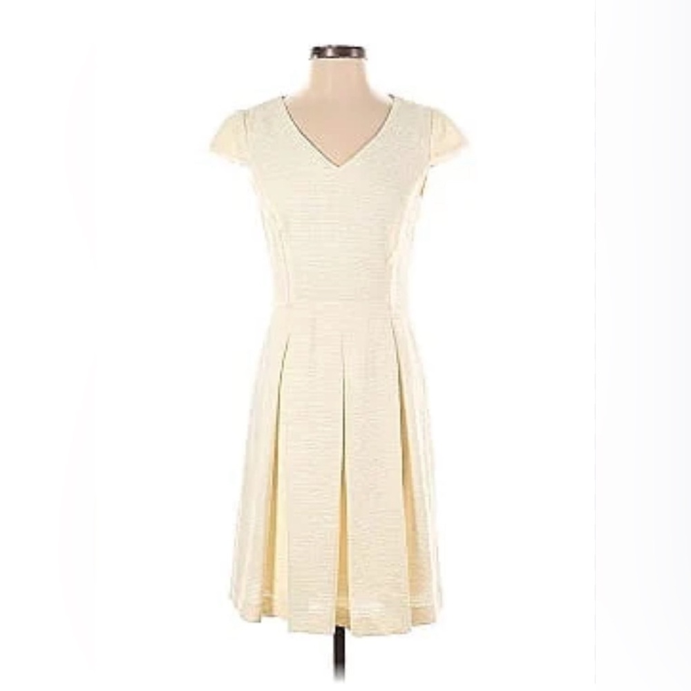 NWT Antonio Melani Pleated Tweed Roberta Dress Size 4 Cream Ivory Cap Sleeves